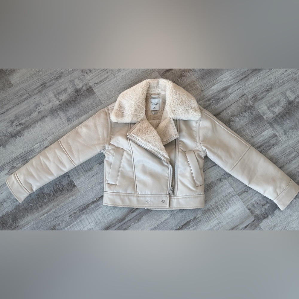 Abercrombie & Fitch Faux Shearling Moto Jacket – Cream/Ivory – XS